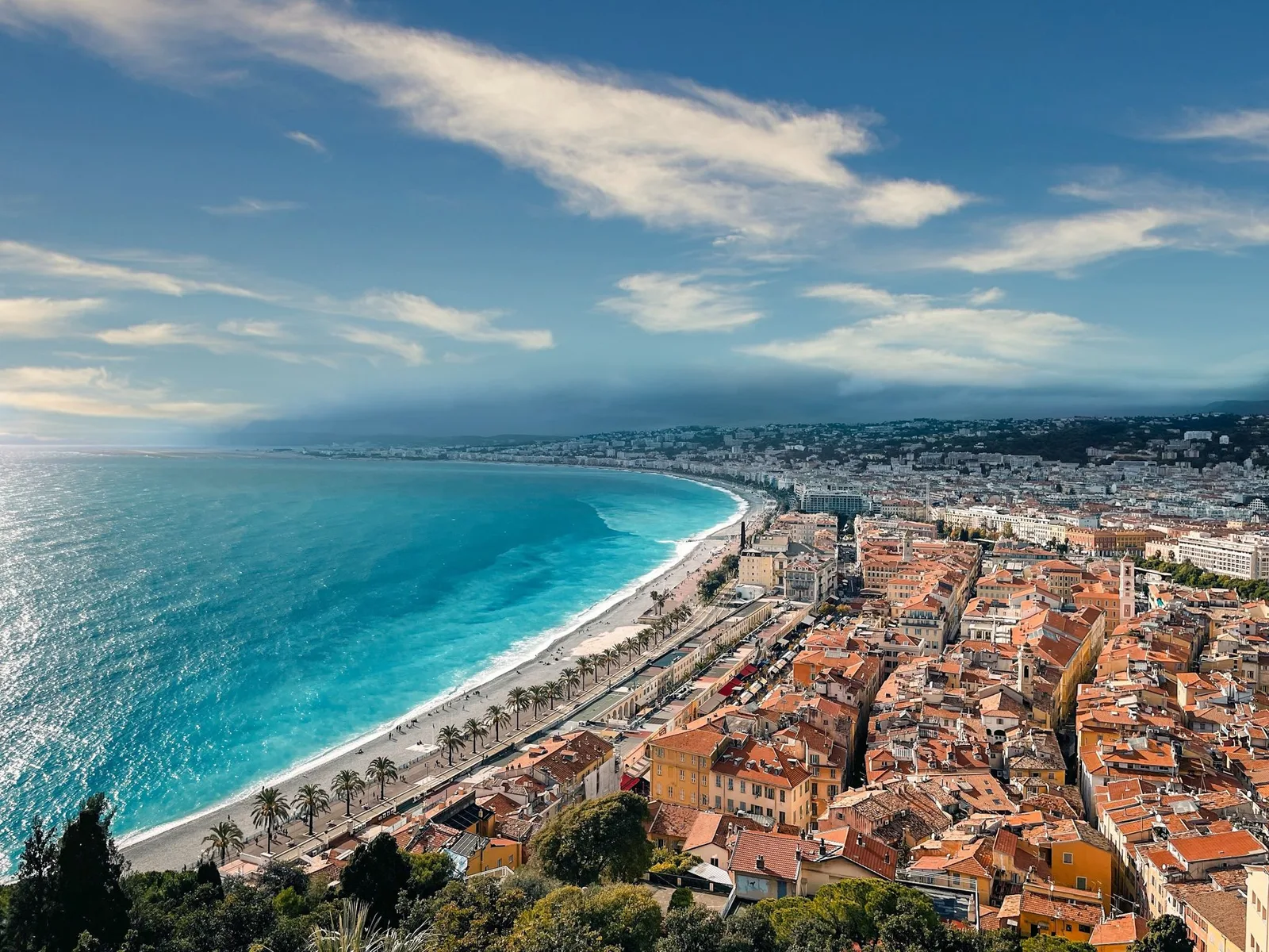 Promenade des Anglais en kustlijn in Nice