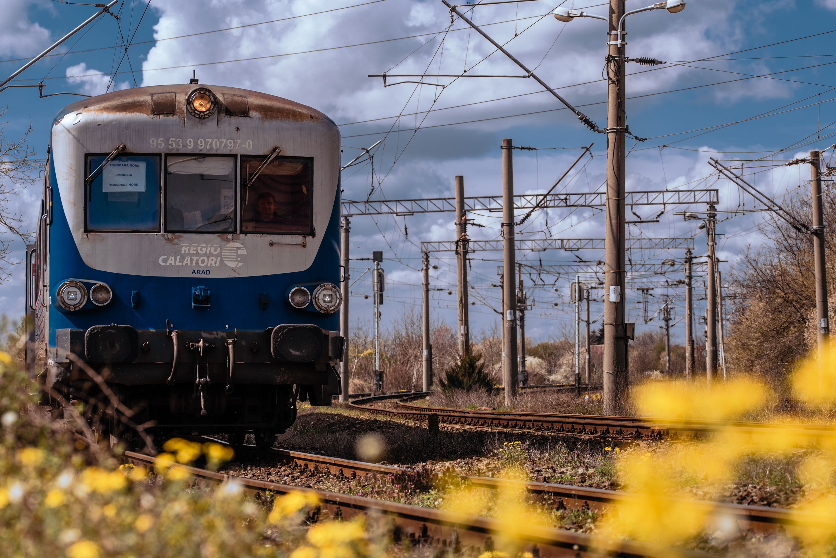 Train régional CFR Călători près de Timișoara Nord, en Roumanie